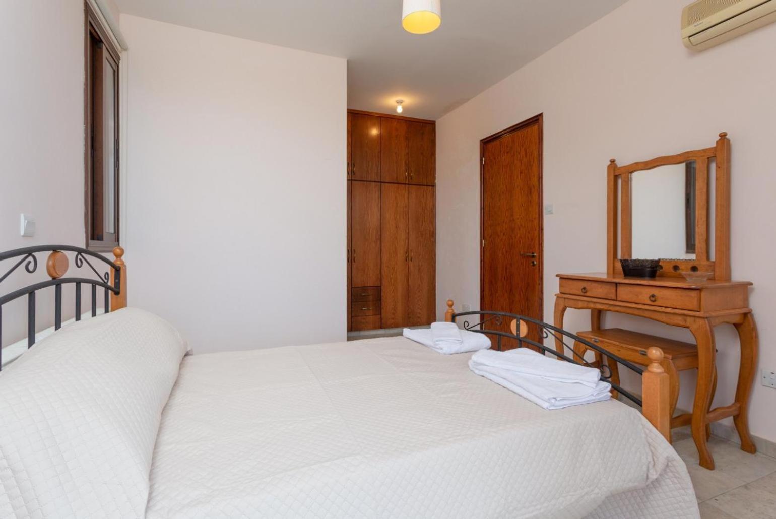 Villa Rallo Paphos ภายนอก รูปภาพ