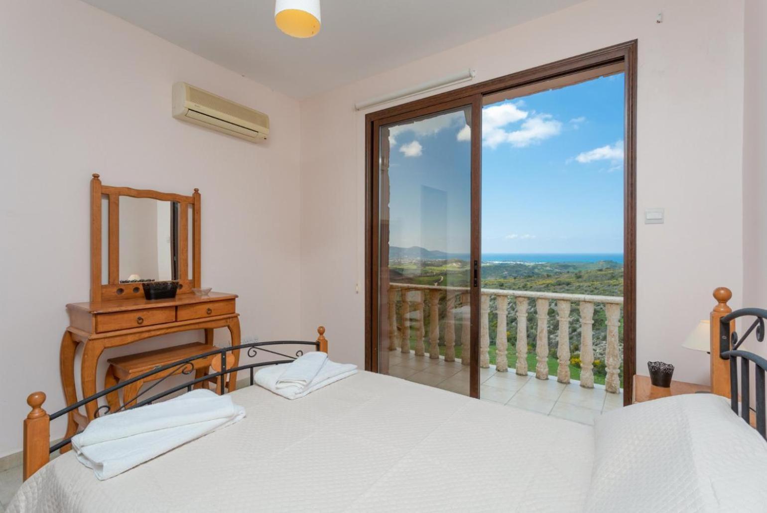 Villa Rallo Paphos ภายนอก รูปภาพ